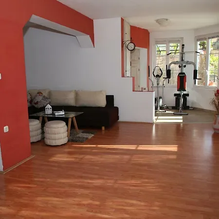 Poseidon 아파트 트로기르